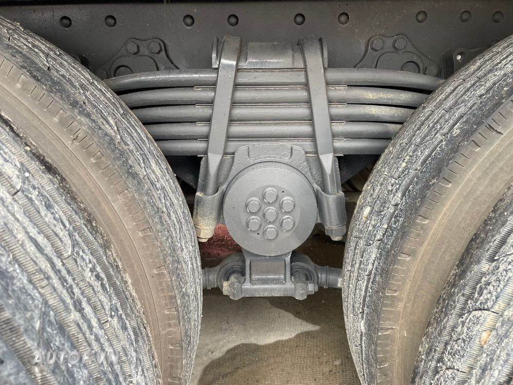 ChengLong 3 chân H5 260HP Thùng kín Conts 3 Cửa